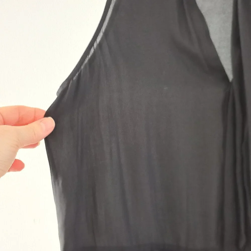 JOIE (ANTHROPOLOGIE) black silk sleeveless peplum blouse with bow - Picture 5 of 9